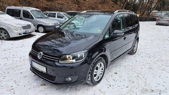 VW Touran 1.2 TSI 77kW Match 7 míst klima tažné panorama nav