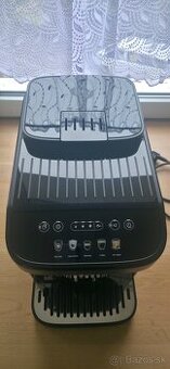 Predám kávovar Delonghi magnifica evo