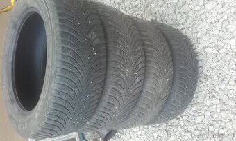 225/55/17 zimne Kumho
