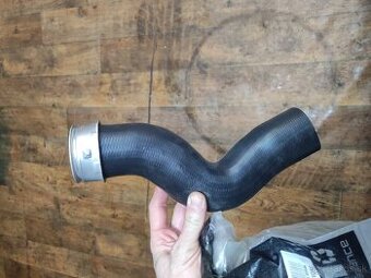 Audi S3 8P hadica Intercoolera