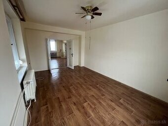 🏡 Dvojizbový byt Námestie Slobody Fiľakovo - CENTRUM