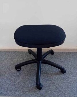 Kancelarska stolicka