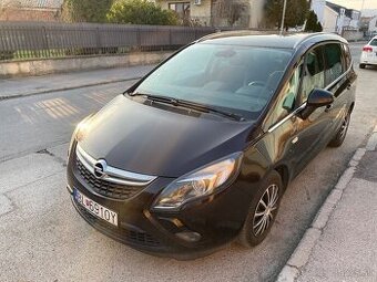 Opel Zafira Tourer