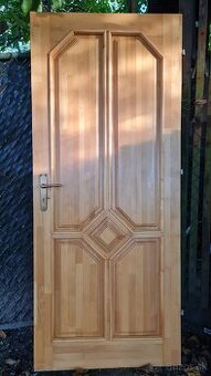 Predám masívne dvere 80tky
