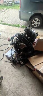 Sanie ,skrtiaca klapka1,2 55kw Thalia Clio D4F728