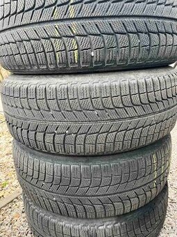 Celoročné pneu Michelin X-ICE 225/60 R17  99H
