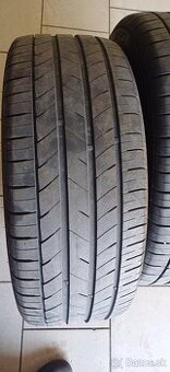 235/45R18 Letné