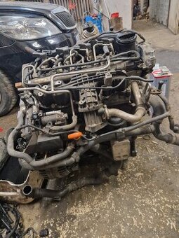 Motor na nahradne diely