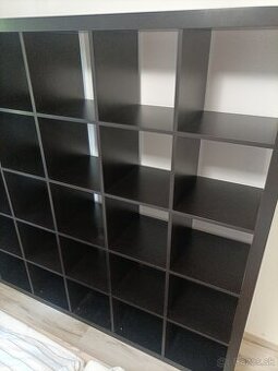 Kniznica Ikea