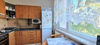 Na predaj: 3-izb. zariadený byt, 67m2_Nové Mesto nad Váhom