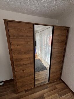 Skriňa