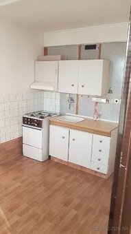 REZERVOVANÉ 1.izbový byt s LO 6m Furča