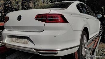 Volskwgen Passat B8 2.0 TDi 2018 predám DVERE zadný nárazník