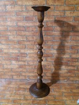 Drevený starší svietnik cena 12€/50cm/ - 1