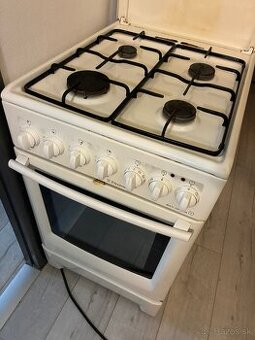 Kombinovany sporak electrolux EKK 5009