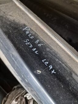 Naraznik passat b6 golf V