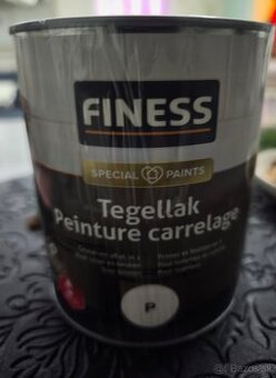 Farba na kachlicky