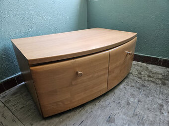 Darujem šuflíkovú komodu v dobrom stave