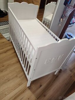 Detska postielka s matracom