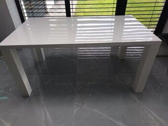 Predam jedalensky  biely moderny velky stol 160x90 _Super ce