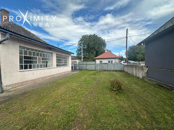 Rodinný dom s veľkým pozemkom v obci Gomboš, len 20 km od Ko