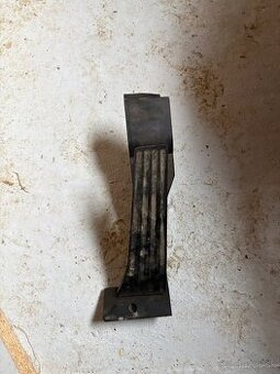 Elektriky plynový pedál BMW e90 320d 120kw 2005