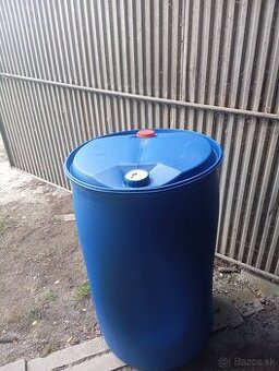 Plastové sudy 150L ,,,pri dohode možnosť dopraviť