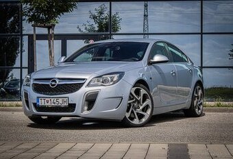 Opel Insignia 2.0 Turbo 250k ECOTEC Sport 4x4 AT6