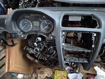 Diely interieru Škoda Octavia 2