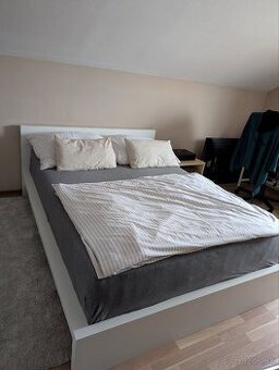 Postel IKEA MALM 140x200