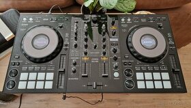 Pioneer DJ DDJ-800 + UDG case