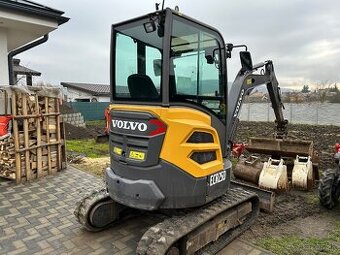 Volvo ecr 25  D