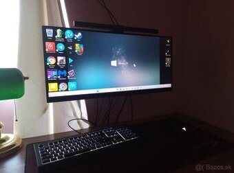 200 HZ MSI  Fast IPS Monitor