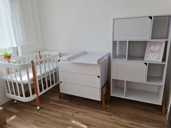 Predám komodu a regál do detskej izby