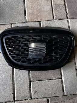 Mriežka do kapoty Seat leon 2