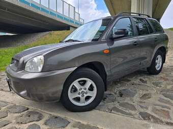 HYUNDAI SANTA FE 2.0 crdi  4x4 // BEZ KOROZIE// gar.km ....