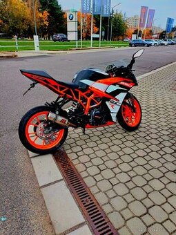 KTM Rc390R