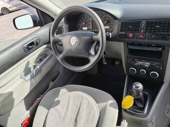 VW Golf 4 pp servise za 1300€ cena 700 € zjednavači nevolať