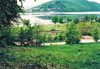 Pozemok v Dolnom Milochove .