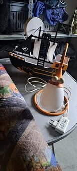 Predám detske svetlo, lampu a koberec