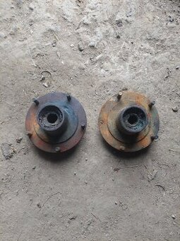 Naboj kolesa prednej  nápravy multicar