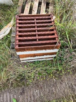 Predám liatinovú mrežu KM 12p 500x500