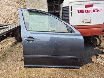 Predám predné dvere na Škoda Octavia II 2 kód 9153 - TOP -