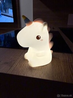 Svietiaca detská lampa