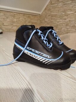 Detské bežecké topánky 34