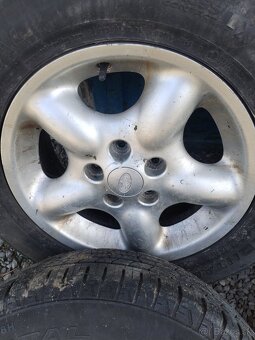 5x114,3 r 16 215x65r16