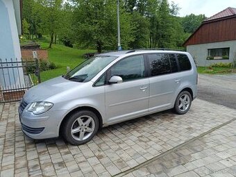 VW Touran 2.0 Tdi DSG