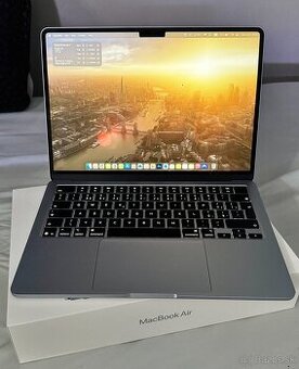 Apple Macbook Air M4