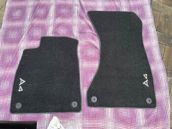 Koberceky do auta Originalne Audi A4 B9 cisto nove