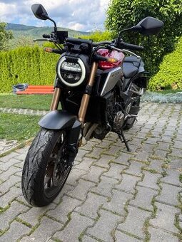 Predám motocykel Honda CB650R r.v.2022